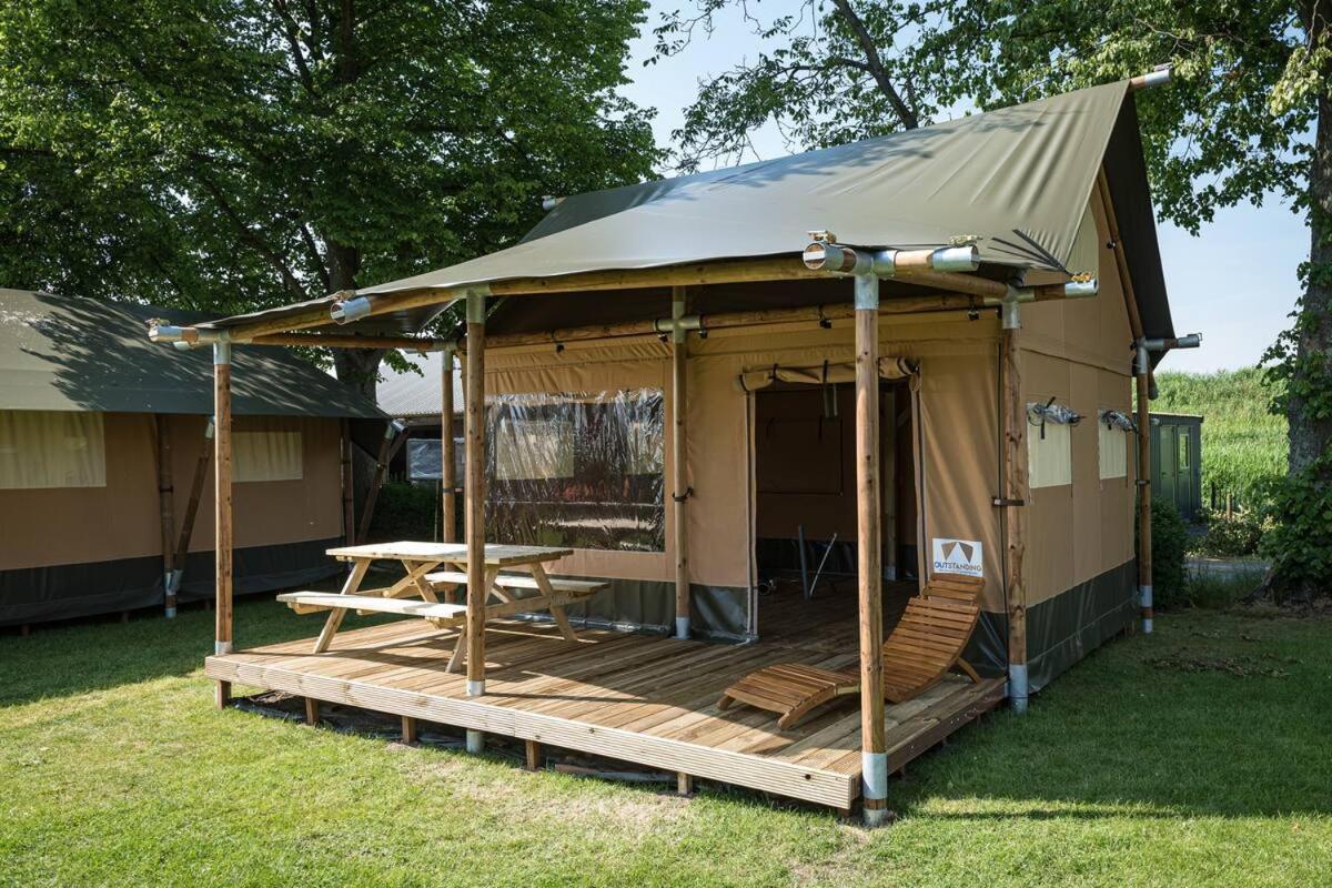 Buiten Aan De Baak Steenbergen  Exterior foto